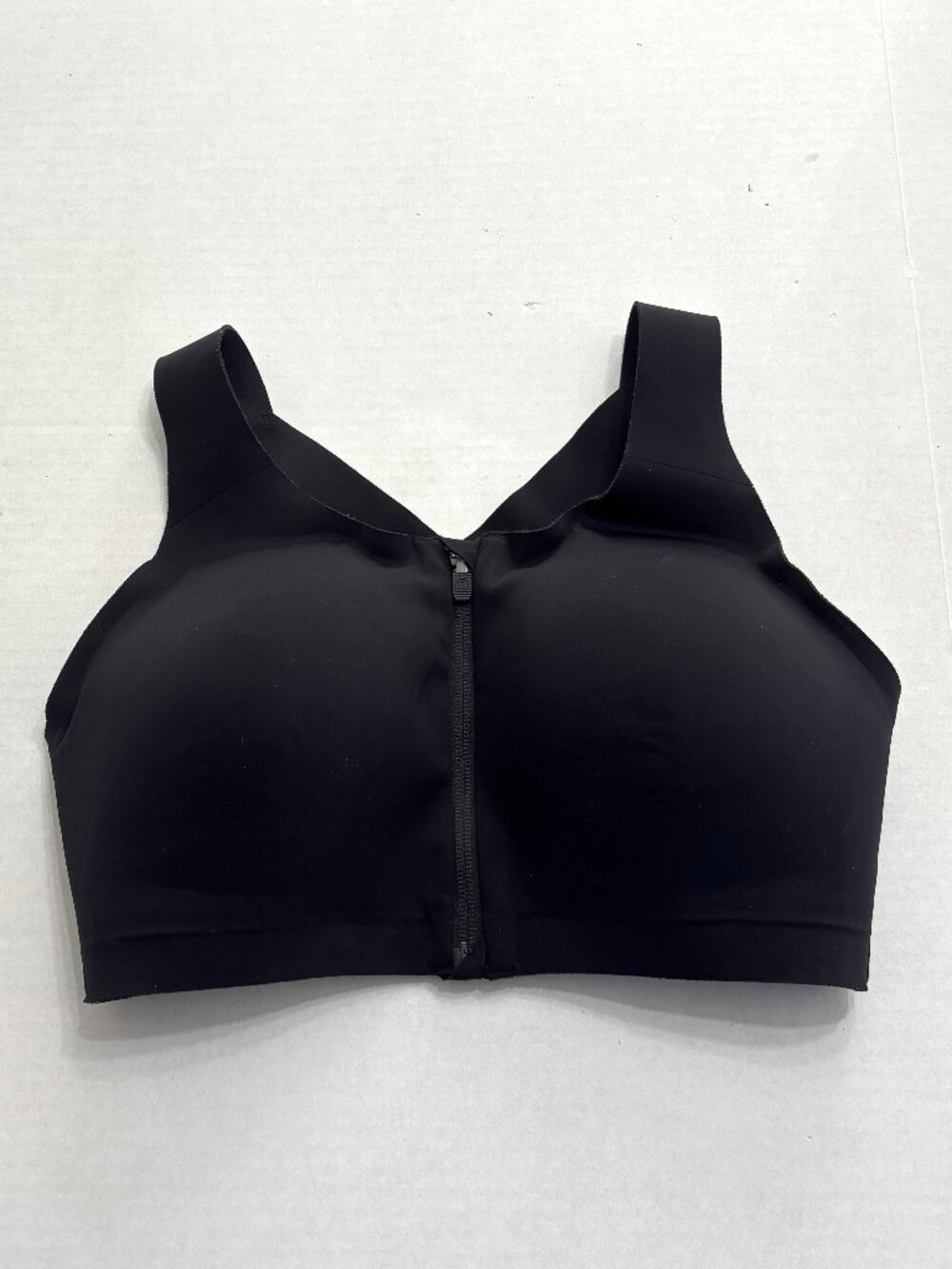 Lululemon Enlite Bra *Zip Front Size 34E